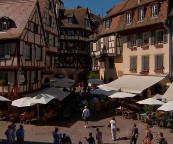 Péage, quotas… quelles solutions contre le surtourisme ?