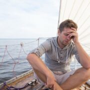 Ces conseils vont vous éviter le mal de mer pendant une traversée ou un voyage en bateau
