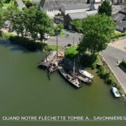 Quand notre fléchette tombe à... Savonnières