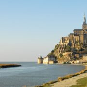 Randonnée : Voici le GR qui vous permet de découvrir le Mont-Saint-Michel (et ce n’est pas le GR®34)