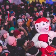 À Québec, le plus grand carnaval d’hiver du monde transforme la ville en fête géante