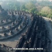 Zoom : la traversée de Java à moto