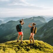 "Le farniente est plus savoureux après une séance d'entraînement" : la "gym-cation", les vacances sportives, sera l'une des grandes tendances voyages en 2027